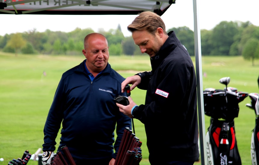 James fitting Andrew for a #Titleist917 Driver